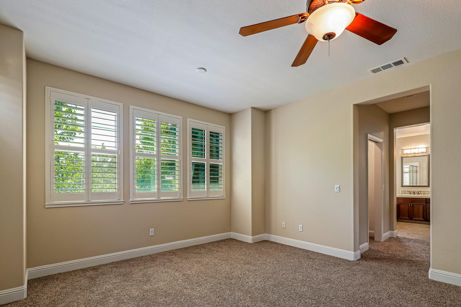 Detail Gallery Image 69 of 80 For 5806 Lagrande Way, Stockton,  CA 95219 - 4 Beds | 3 Baths