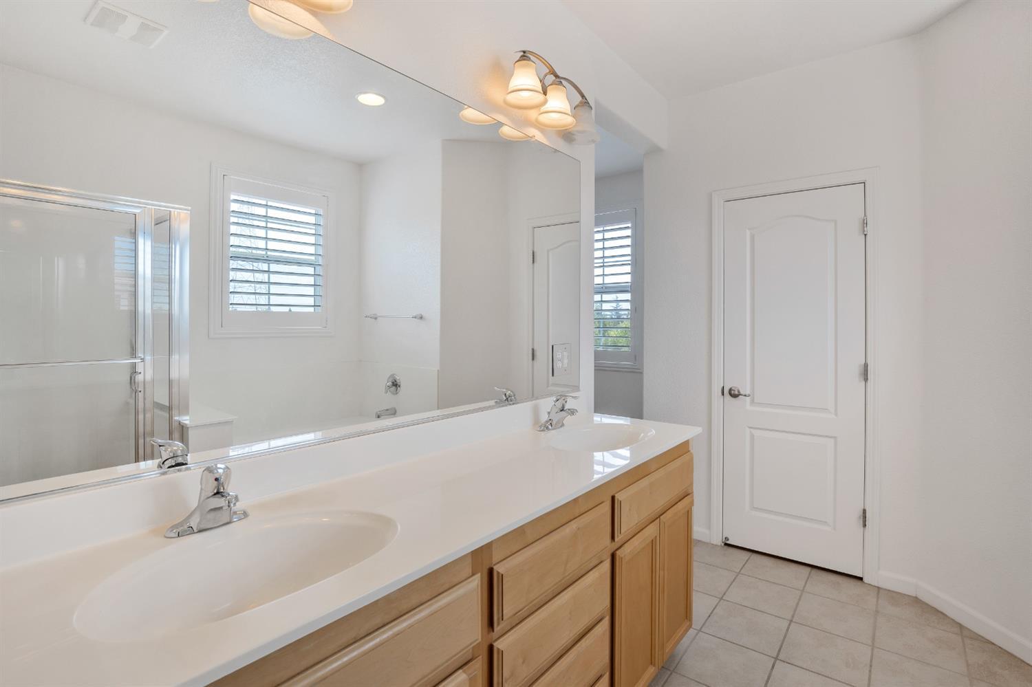 Detail Gallery Image 24 of 37 For 1708 Camino Real Way, Roseville,  CA 95747 - 3 Beds | 3/1 Baths