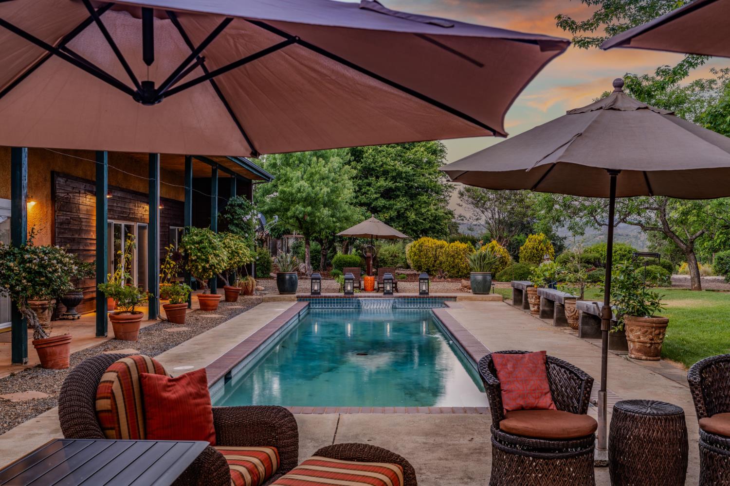 Detail Gallery Image 7 of 73 For 11321 New York Ranch Rd, Jackson,  CA 95642 - 3 Beds | 2/1 Baths