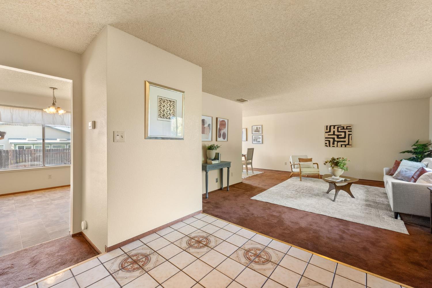 Detail Gallery Image 16 of 40 For 4195 Amapola Way, Sacramento,  CA 95823 - 4 Beds | 2/1 Baths