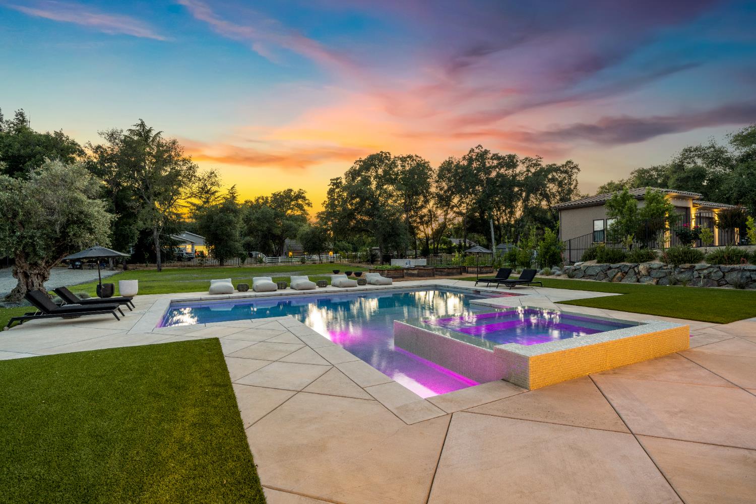 Detail Gallery Image 70 of 84 For 3320 Cherokee Trl, Loomis,  CA 95650 - 5 Beds | 3/1 Baths