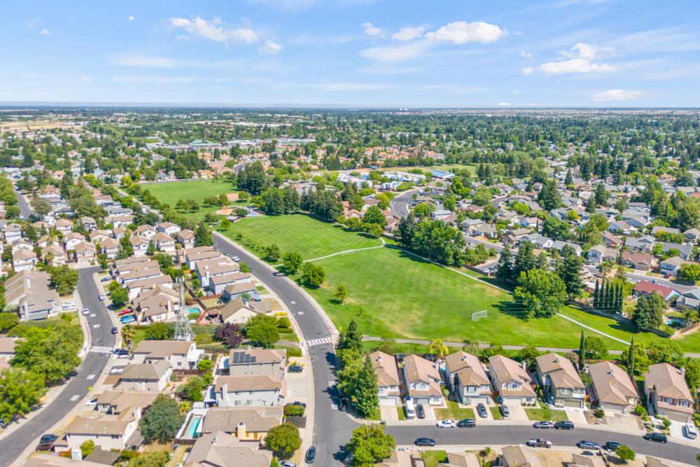Detail Gallery Image 45 of 46 For 9004 Beryl Creek Way, Elk Grove,  CA 95758 - 3 Beds | 2/1 Baths