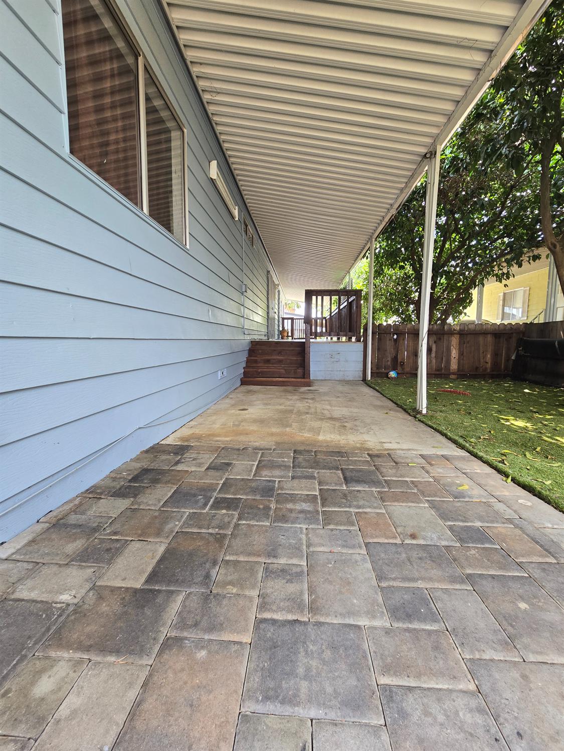 Detail Gallery Image 14 of 43 For 94 Bentley Ave, Sacramento,  CA 95823 - 3 Beds | 2 Baths