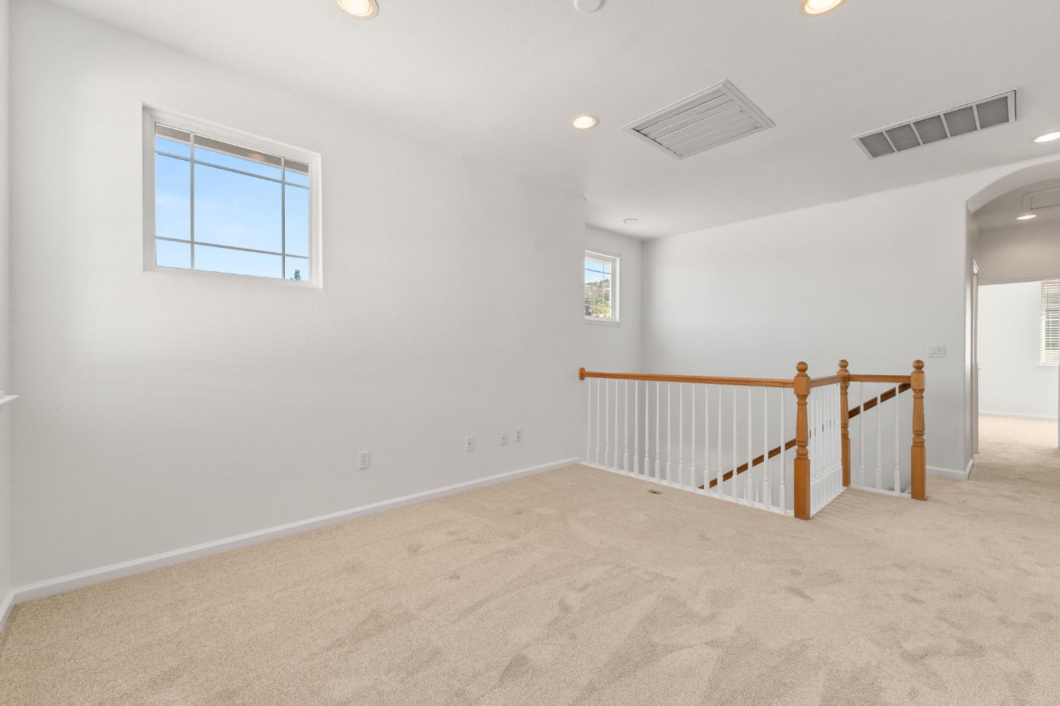 Detail Gallery Image 27 of 53 For 1889 Broadford Dr, Folsom,  CA 95630 - 4 Beds | 3 Baths