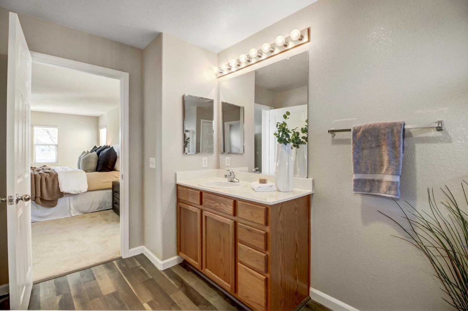 Detail Gallery Image 33 of 44 For 205 Dover Ct, Lincoln,  CA 95648 - 4 Beds | 2/1 Baths