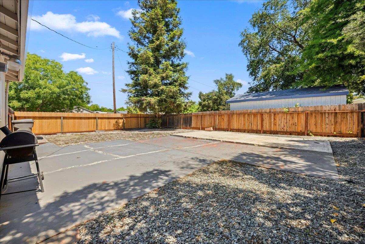 Detail Gallery Image 26 of 36 For 817 Oakland Ave, Roseville,  CA 95678 - 3 Beds | 1/1 Baths