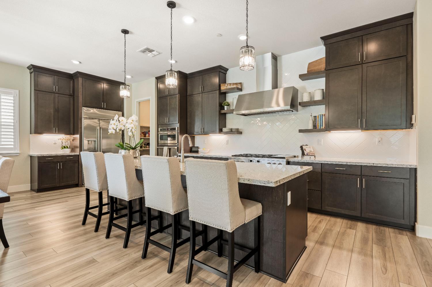 Detail Gallery Image 8 of 43 For 927 Greeley Ct, Cameron Park,  CA 95682 - 4 Beds | 3/1 Baths