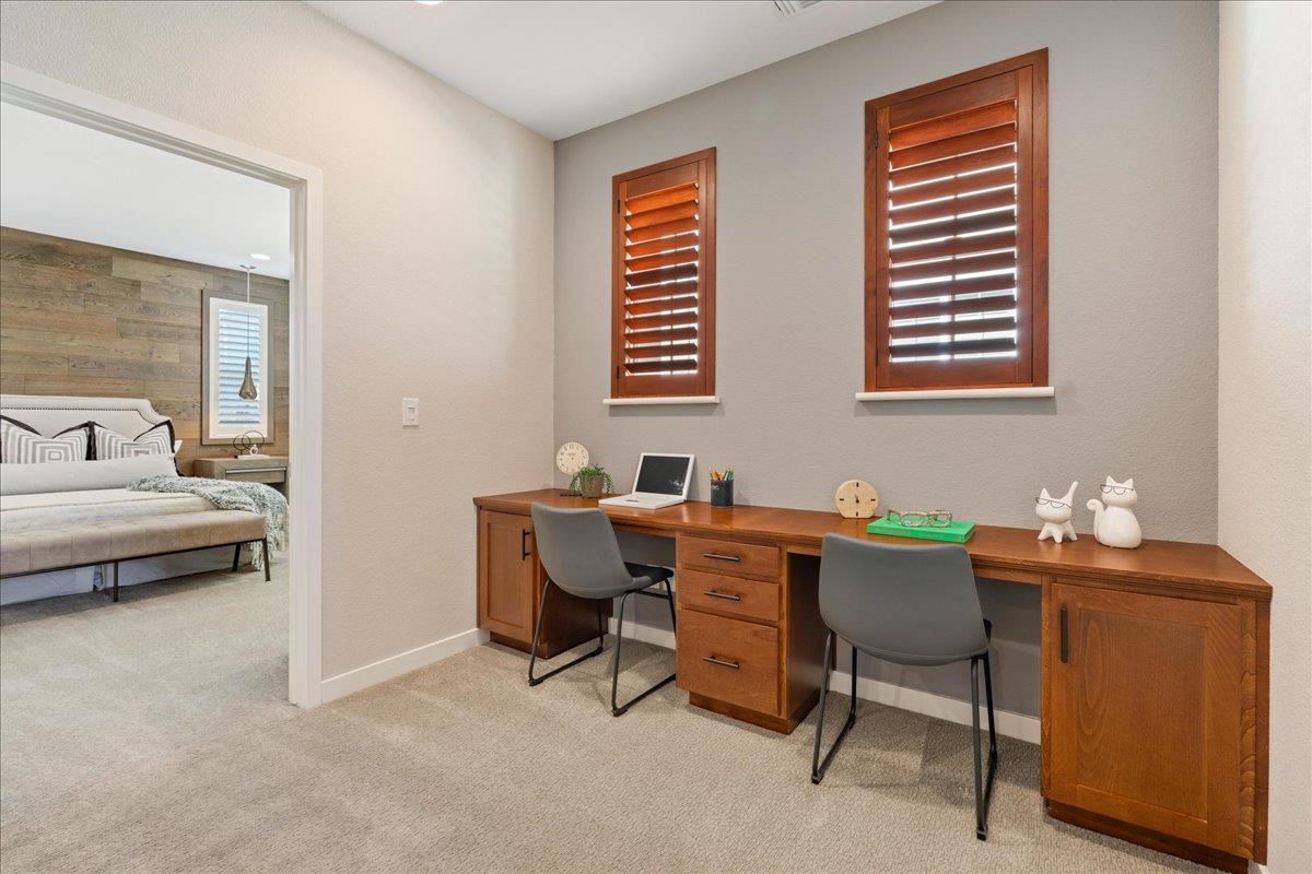 Detail Gallery Image 27 of 54 For 1032 Oakbriar Cir, Roseville,  CA 95747 - 4 Beds | 3 Baths