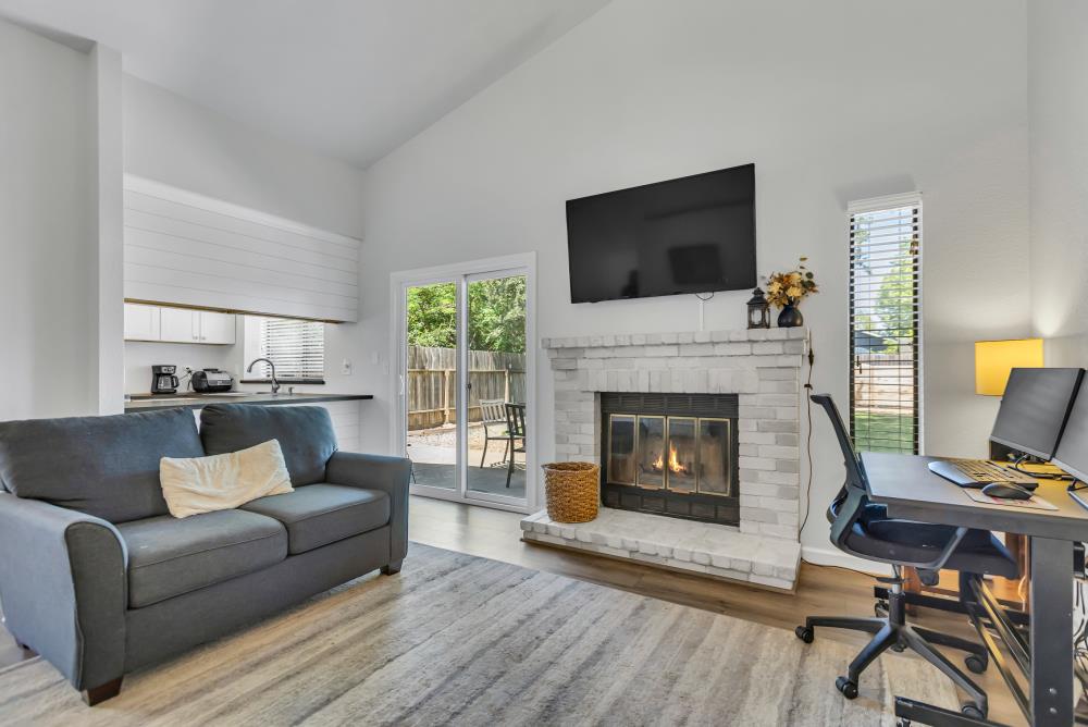Detail Gallery Image 7 of 26 For 161 W E St, Galt,  CA 95632 - 3 Beds | 2 Baths