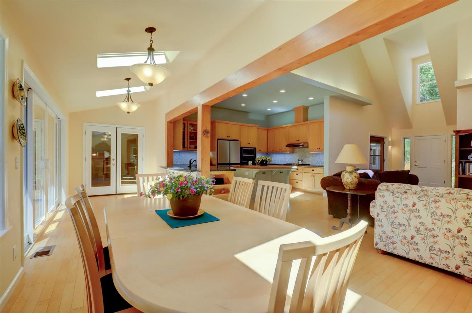 Detail Gallery Image 19 of 99 For 13459 Bass Trail, Grass Valley,  CA 95945 - 4 Beds | 3 Baths
