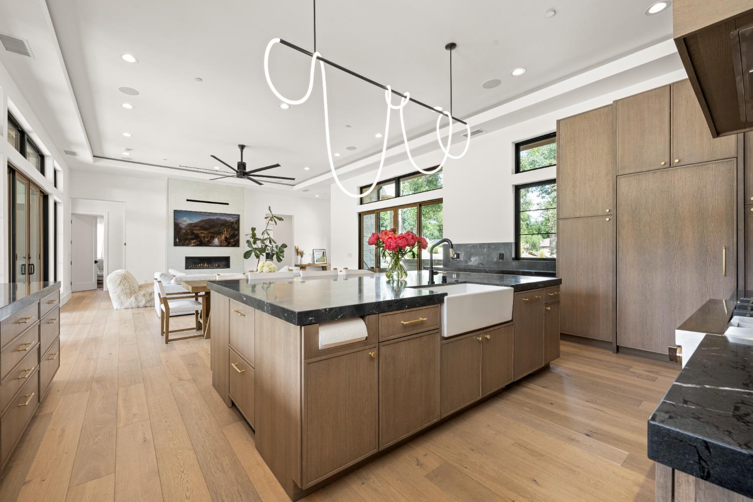 Detail Gallery Image 17 of 84 For 3320 Cherokee Trl, Loomis,  CA 95650 - 5 Beds | 3/1 Baths