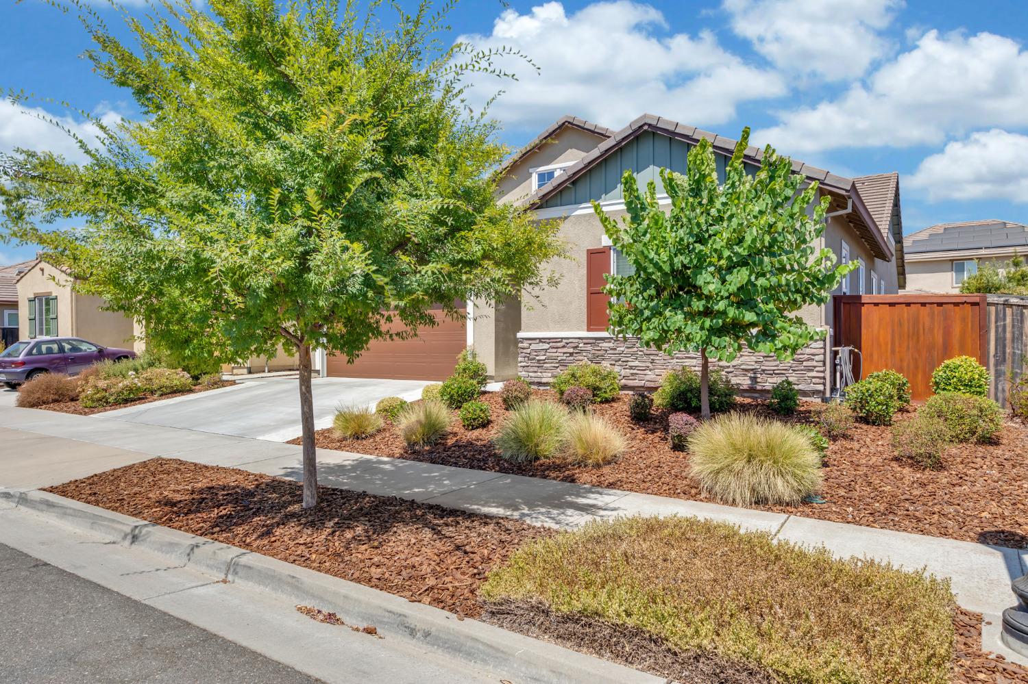 Detail Gallery Image 3 of 48 For 368 Olivadi Way, Sacramento,  CA 95834 - 3 Beds | 2/1 Baths