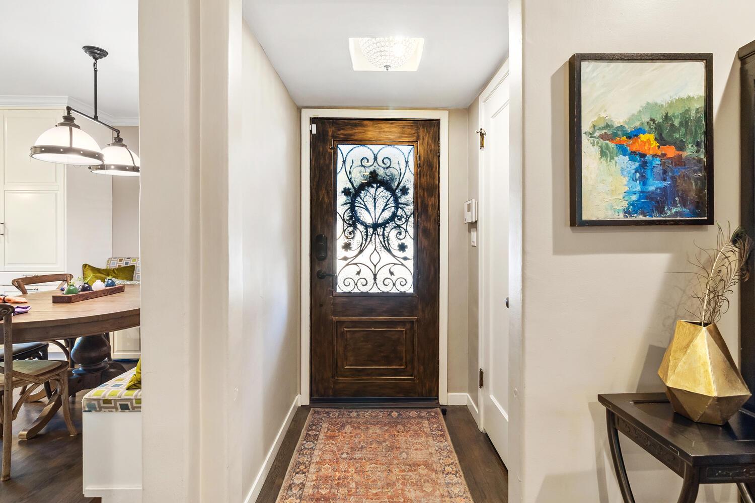 Detail Gallery Image 3 of 42 For 1621 Vallejo Way, Sacramento,  CA 95818 - 3 Beds | 2/1 Baths