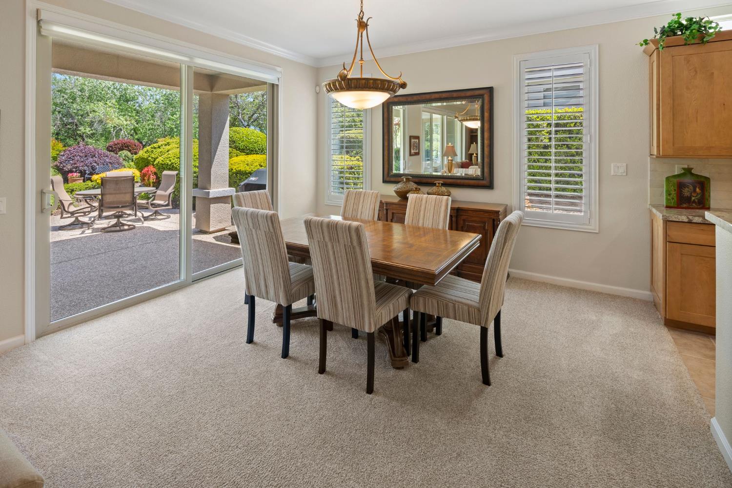 Detail Gallery Image 11 of 55 For 1736 Stone House Ln, Lincoln,  CA 95648 - 2 Beds | 2 Baths