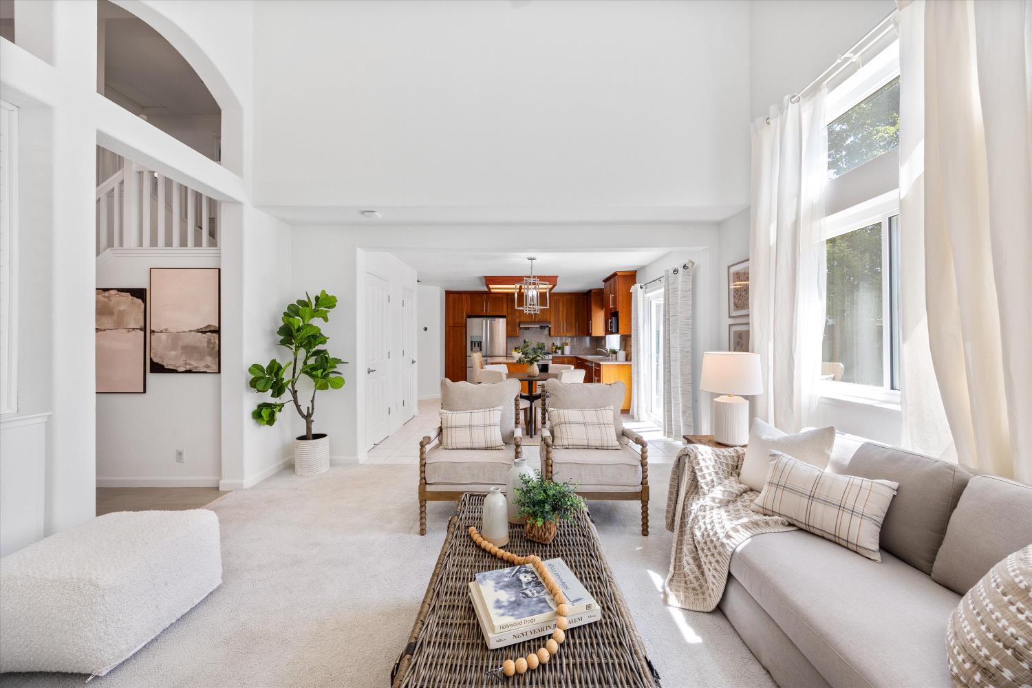 Detail Gallery Image 18 of 40 For 2929 Turnbuckle Cir, Elk Grove,  CA 95758 - 4 Beds | 2/1 Baths