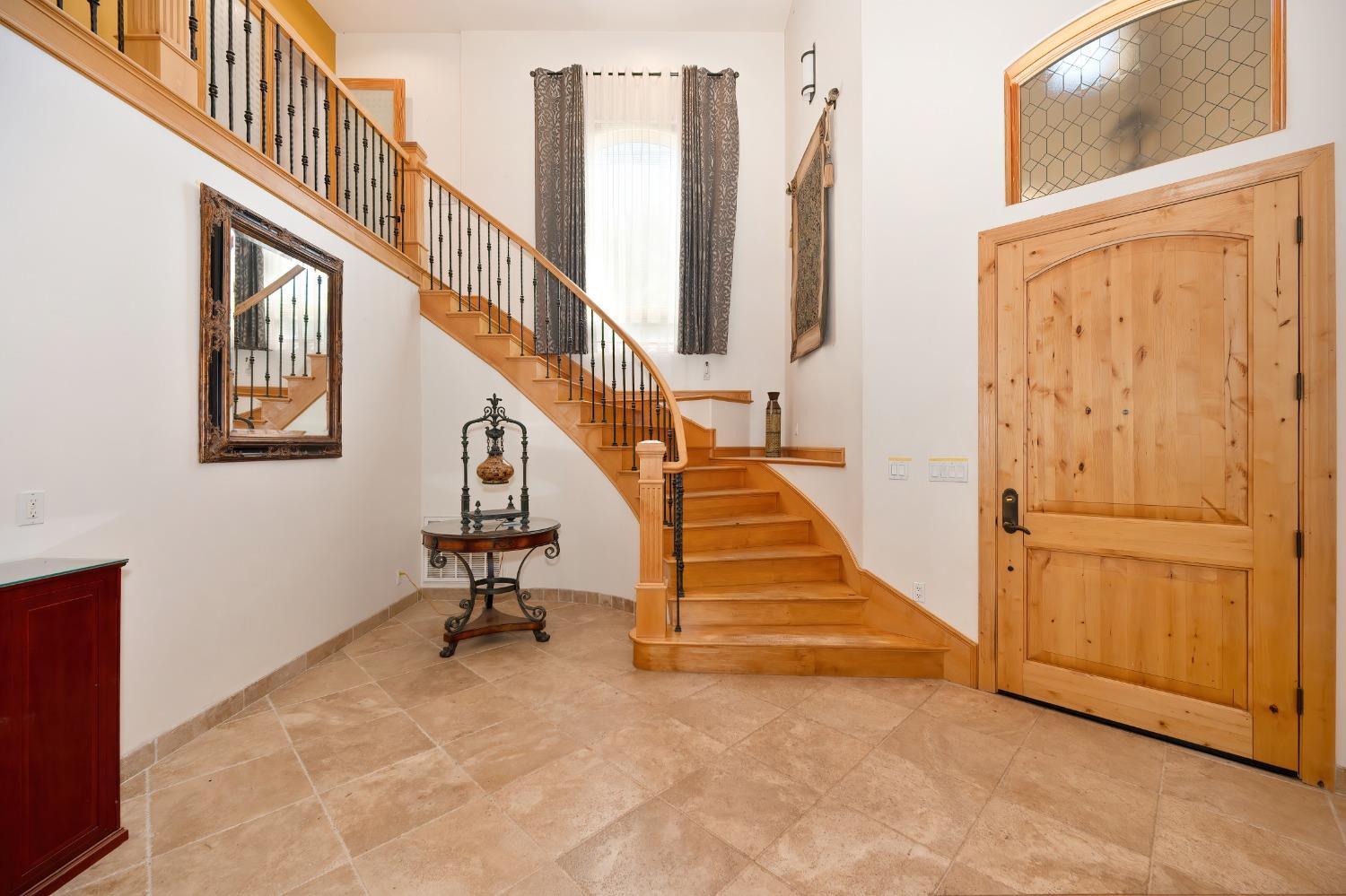 Detail Gallery Image 10 of 53 For 4026 Brinks Ln, Cool,  CA 95614 - 3 Beds | 4 Baths