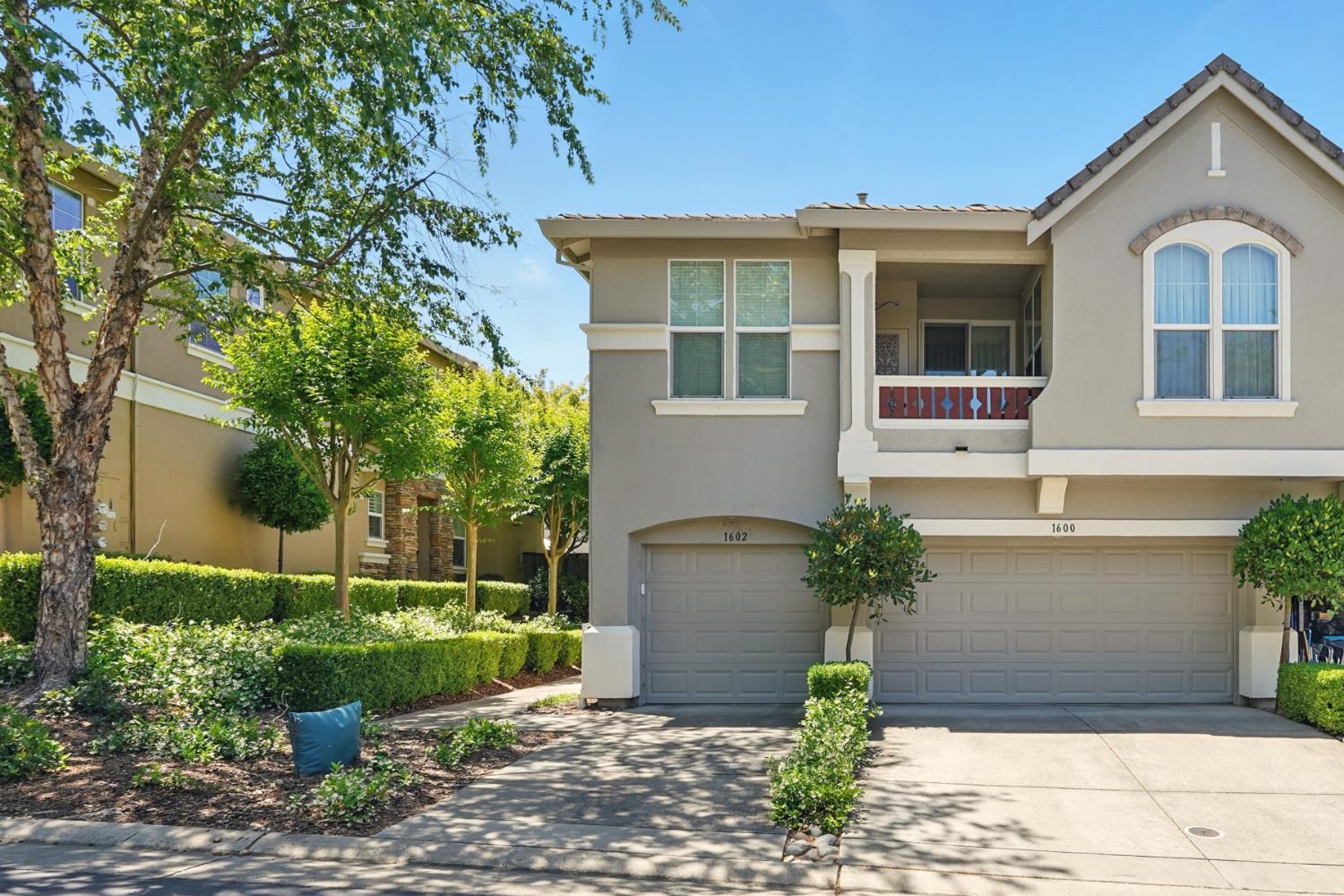 Detail Gallery Image 1 of 34 For 1600 Kentucky Way, Rocklin,  CA 95765 - 2 Beds | 2/1 Baths