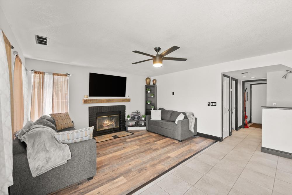 Detail Gallery Image 27 of 52 For 813 Sugar Pine Dr, Lathrop,  CA 95330 - 4 Beds | 3 Baths
