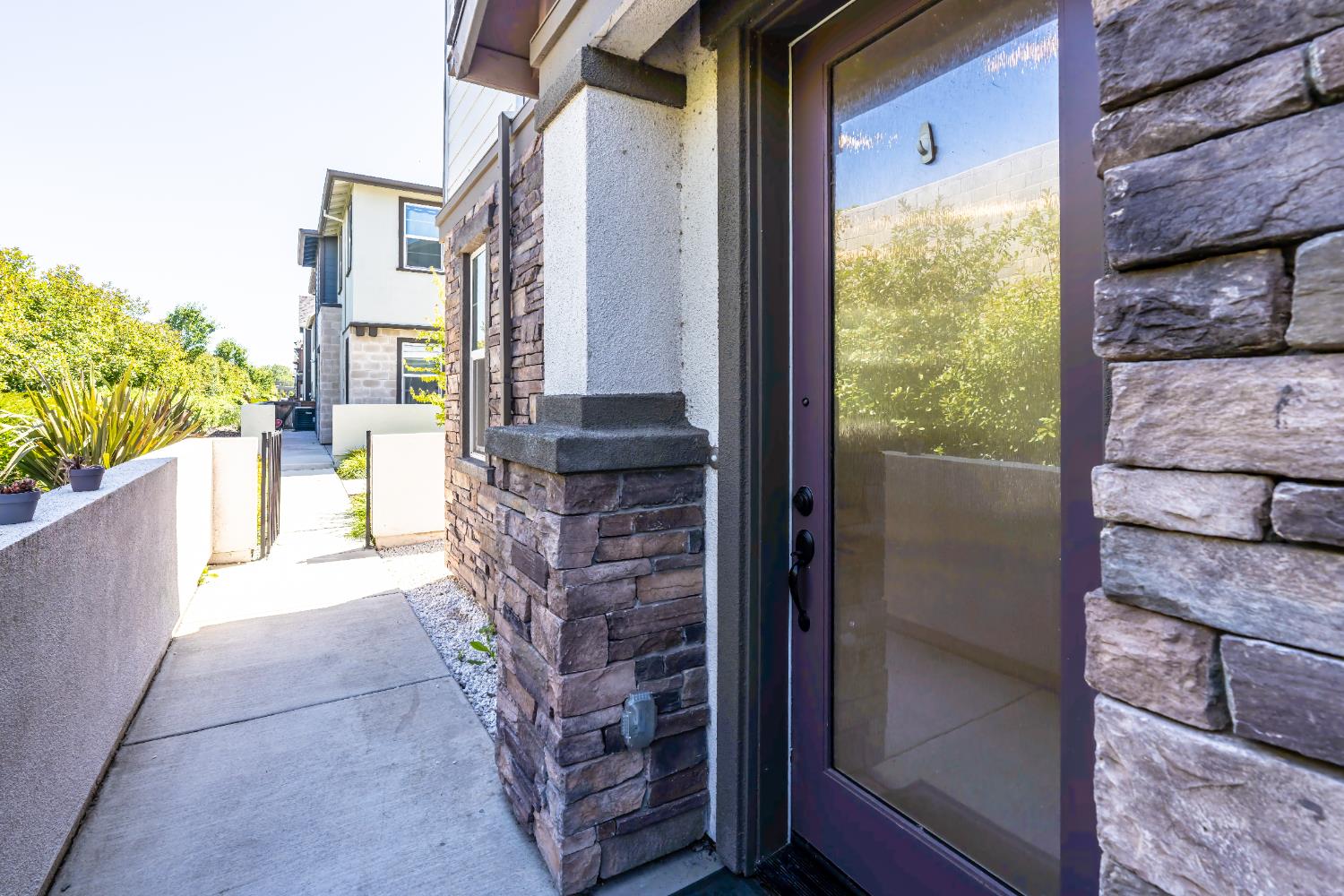 Detail Gallery Image 33 of 41 For 3080 Seaspray Walk, Sacramento,  CA 95833 - 3 Beds | 2/1 Baths