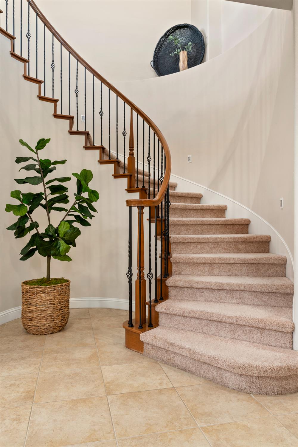 Detail Gallery Image 12 of 50 For 308 Rialto Ct, El Dorado Hills,  CA 95762 - 5 Beds | 4 Baths