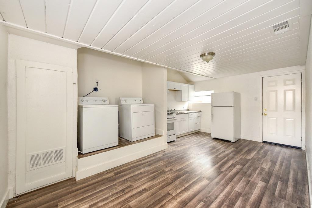 Detail Gallery Image 26 of 34 For 3946 23rd Ave, Sacramento,  CA 95820 - – Beds | – Baths