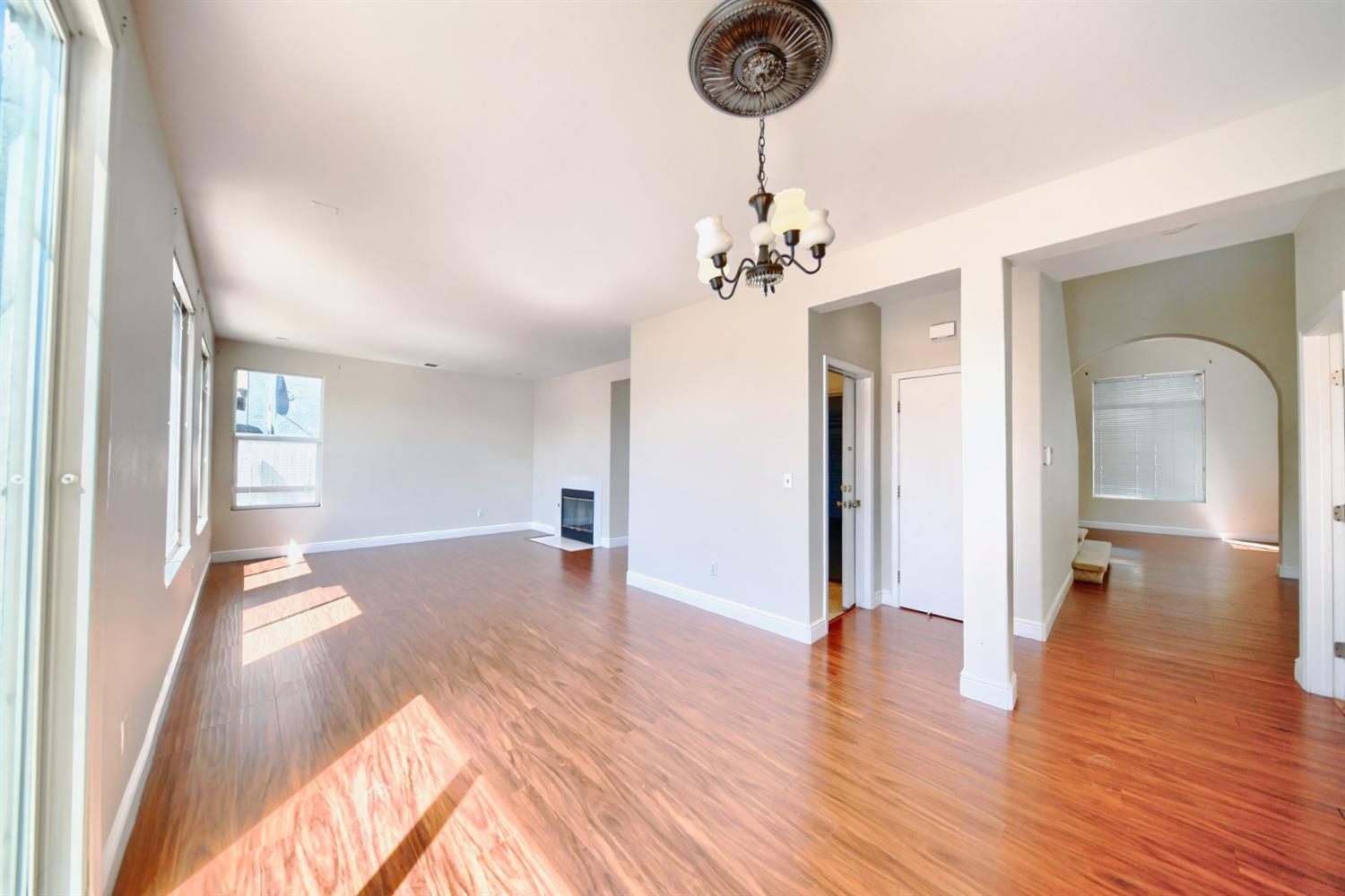 Detail Gallery Image 22 of 78 For 458 Burlington Dr, Tracy,  CA 95376 - 3 Beds | 2/1 Baths
