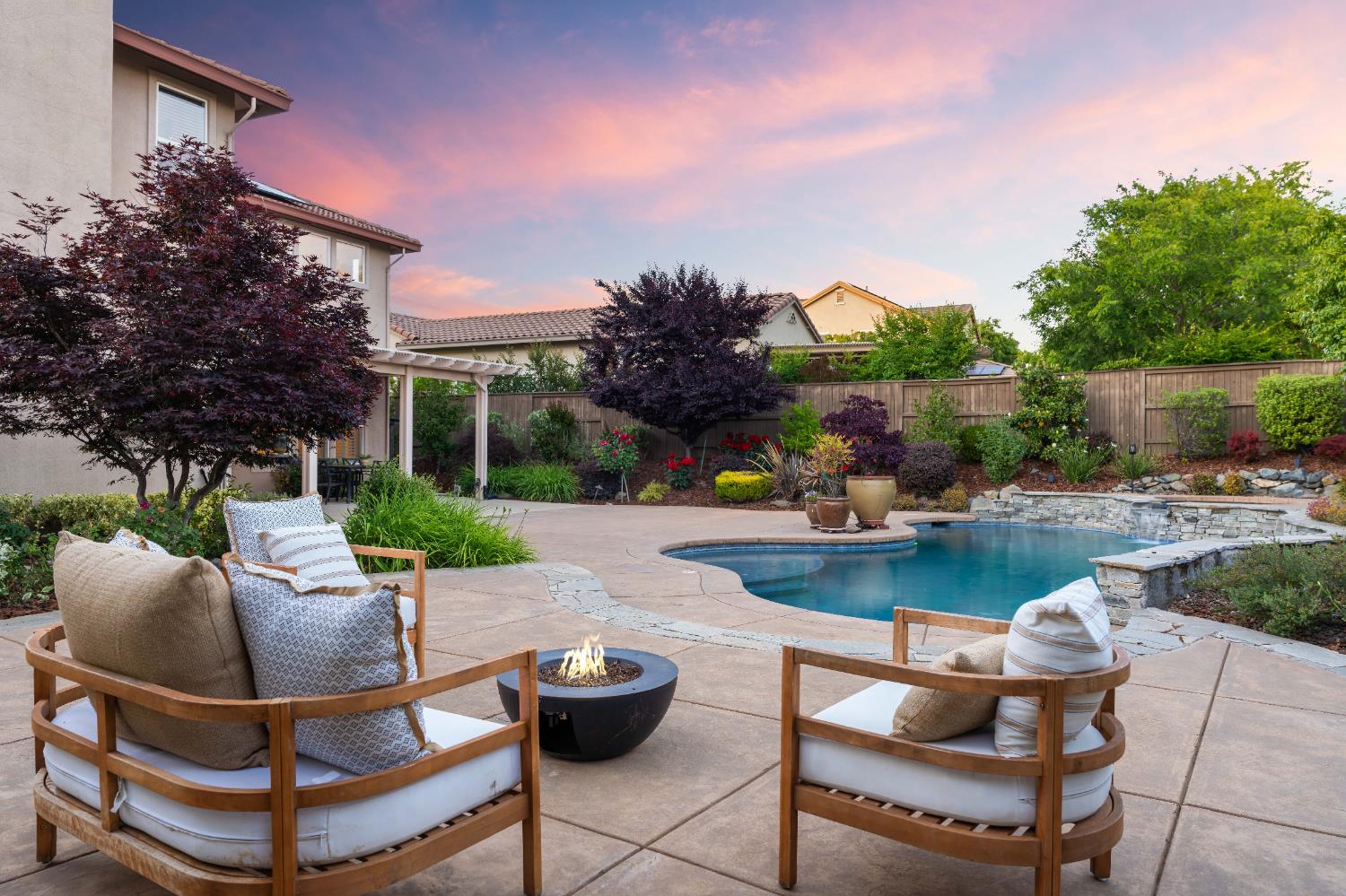 Detail Gallery Image 2 of 50 For 308 Rialto Ct, El Dorado Hills,  CA 95762 - 5 Beds | 4 Baths