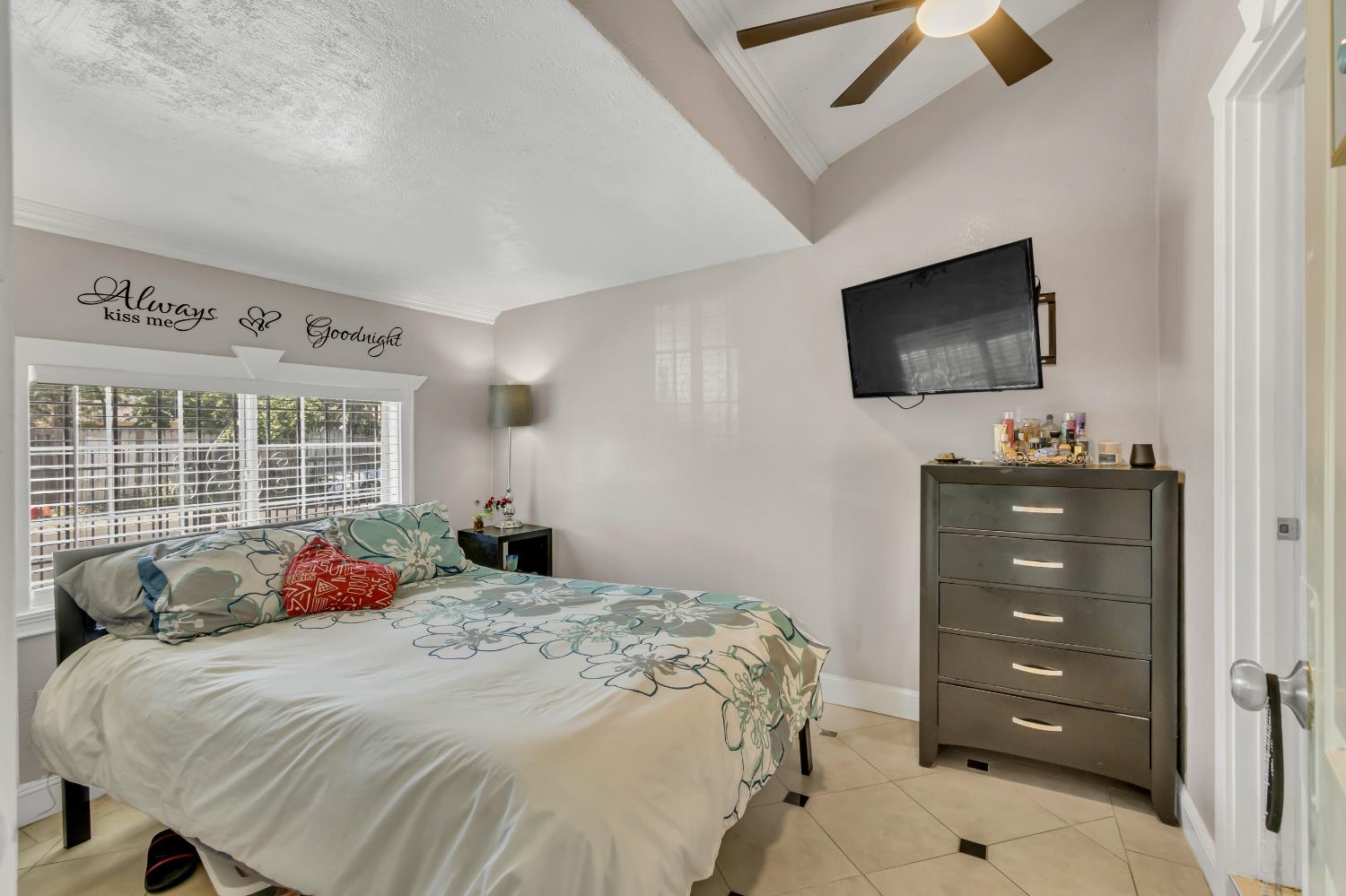 Detail Gallery Image 26 of 46 For 4345 48th St, Sacramento,  CA 95820 - 3 Beds | 2 Baths