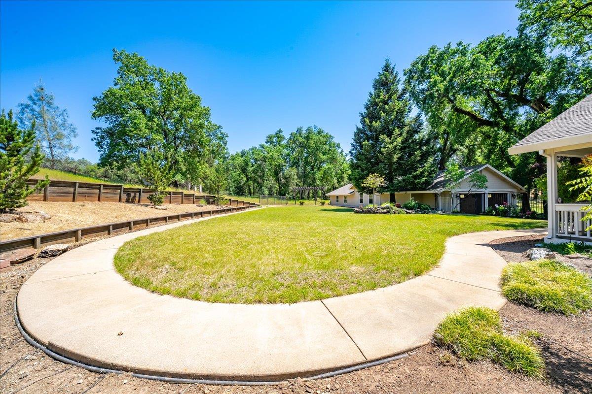 Detail Gallery Image 38 of 69 For 2951 N Shingle Rd, Shingle Springs,  CA 95682 - 3 Beds | 3 Baths