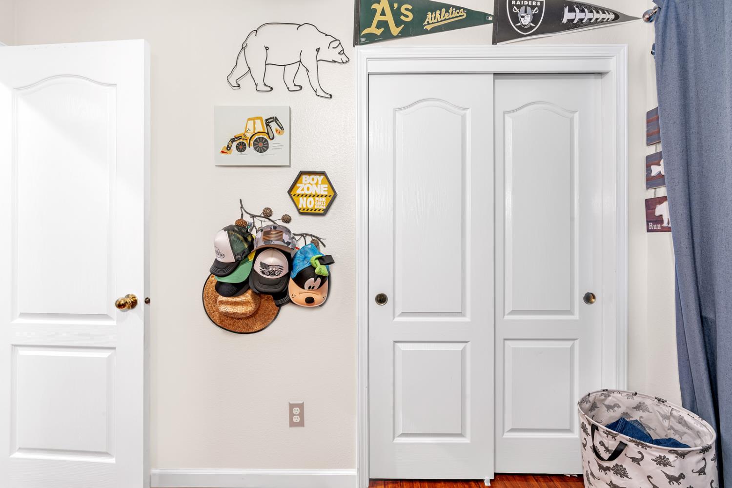 Detail Gallery Image 27 of 47 For 2200 Hanson Ave, Clovis,  CA 93611 - 3 Beds | 2 Baths