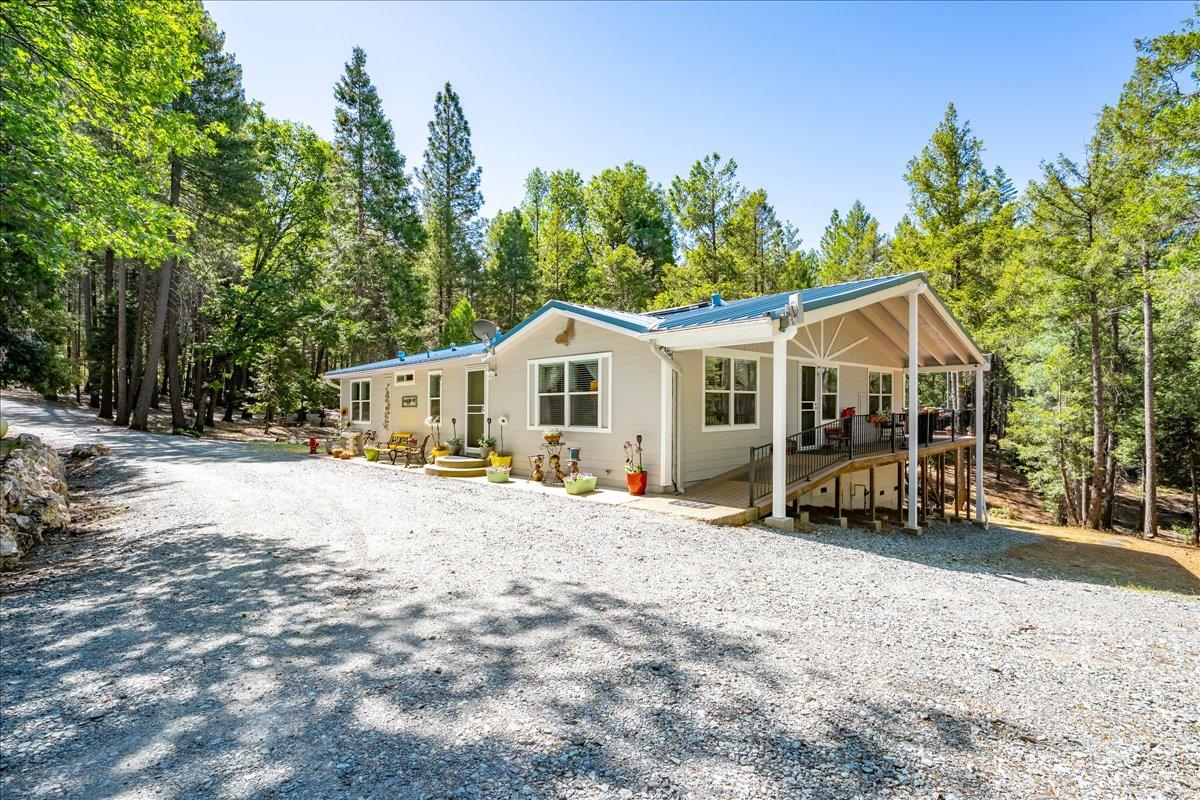 Detail Gallery Image 1 of 70 For 9131 Country Rd, Georgetown,  CA 95634 - 3 Beds | 2 Baths