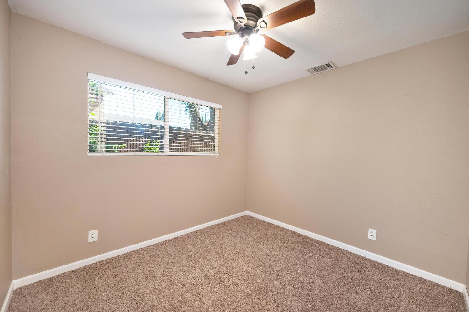 Detail Gallery Image 30 of 39 For 5732 Dewey Drive, Fair Oaks,  CA 95628 - 3 Beds | 1 Baths