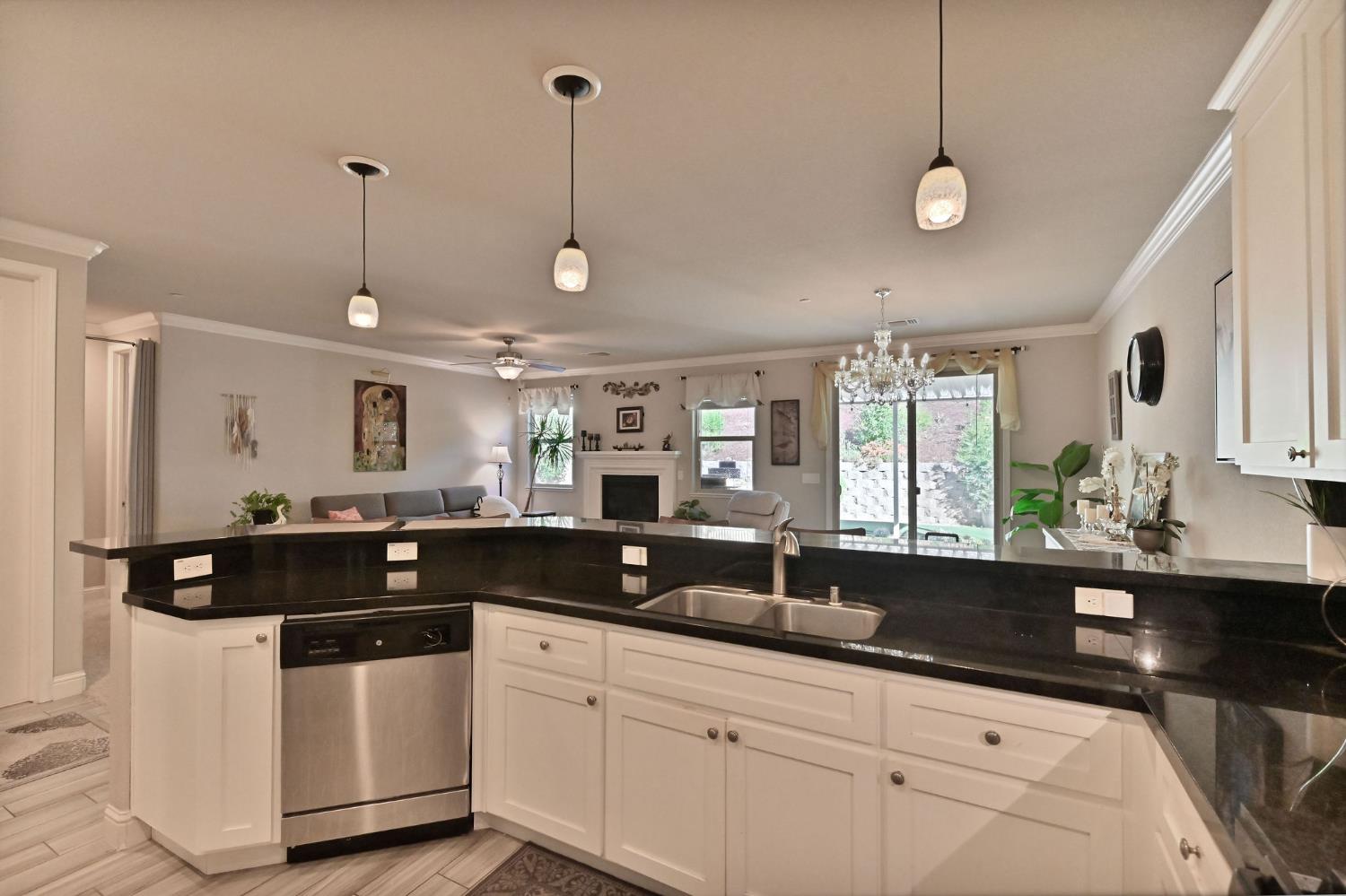 Detail Gallery Image 13 of 53 For 716 Clover Dr, Ione,  CA 95640 - 3 Beds | 2 Baths