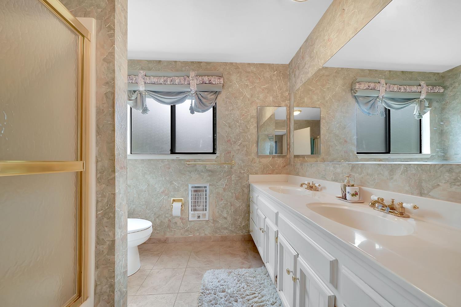 Detail Gallery Image 12 of 28 For 10896 Sutter Circle, Sutter Creek,  CA 95685 - 3 Beds | 2 Baths