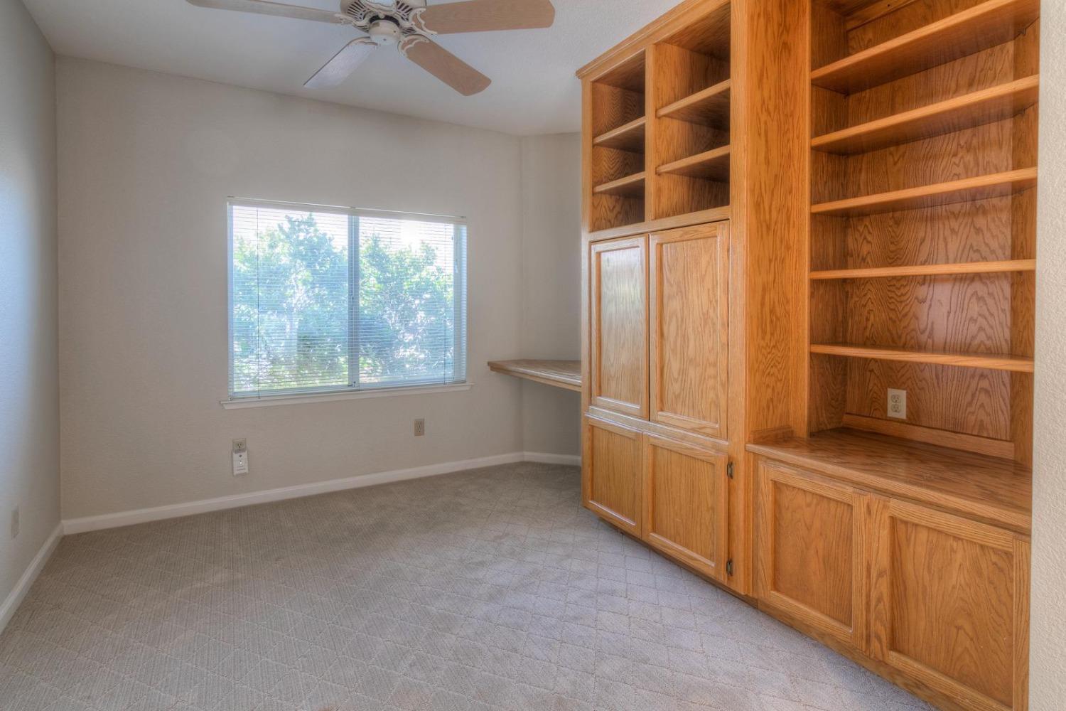 Detail Gallery Image 17 of 52 For 3047 Strand Rd, Rocklin,  CA 95765 - 4 Beds | 2/1 Baths
