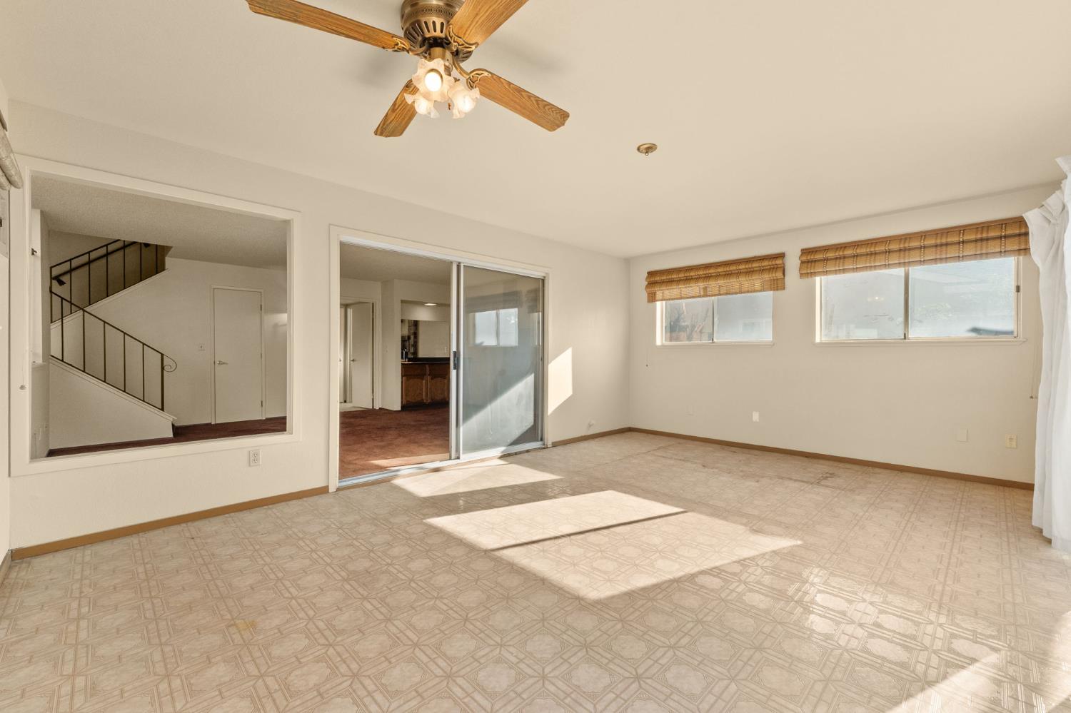 Detail Gallery Image 20 of 40 For 4195 Amapola Way, Sacramento,  CA 95823 - 4 Beds | 2/1 Baths