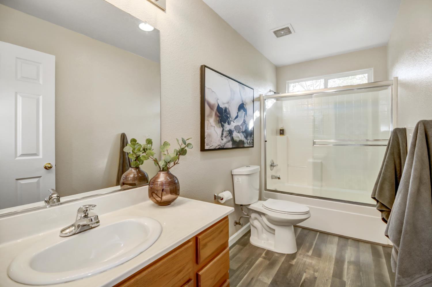 Detail Gallery Image 36 of 44 For 205 Dover Ct, Lincoln,  CA 95648 - 4 Beds | 2/1 Baths