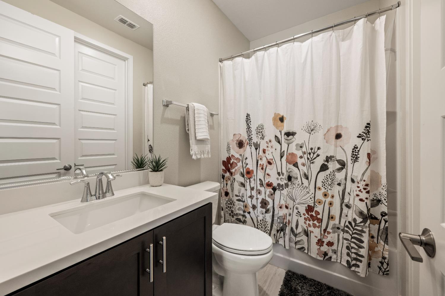 Detail Gallery Image 33 of 43 For 927 Greeley Ct, Cameron Park,  CA 95682 - 4 Beds | 3/1 Baths