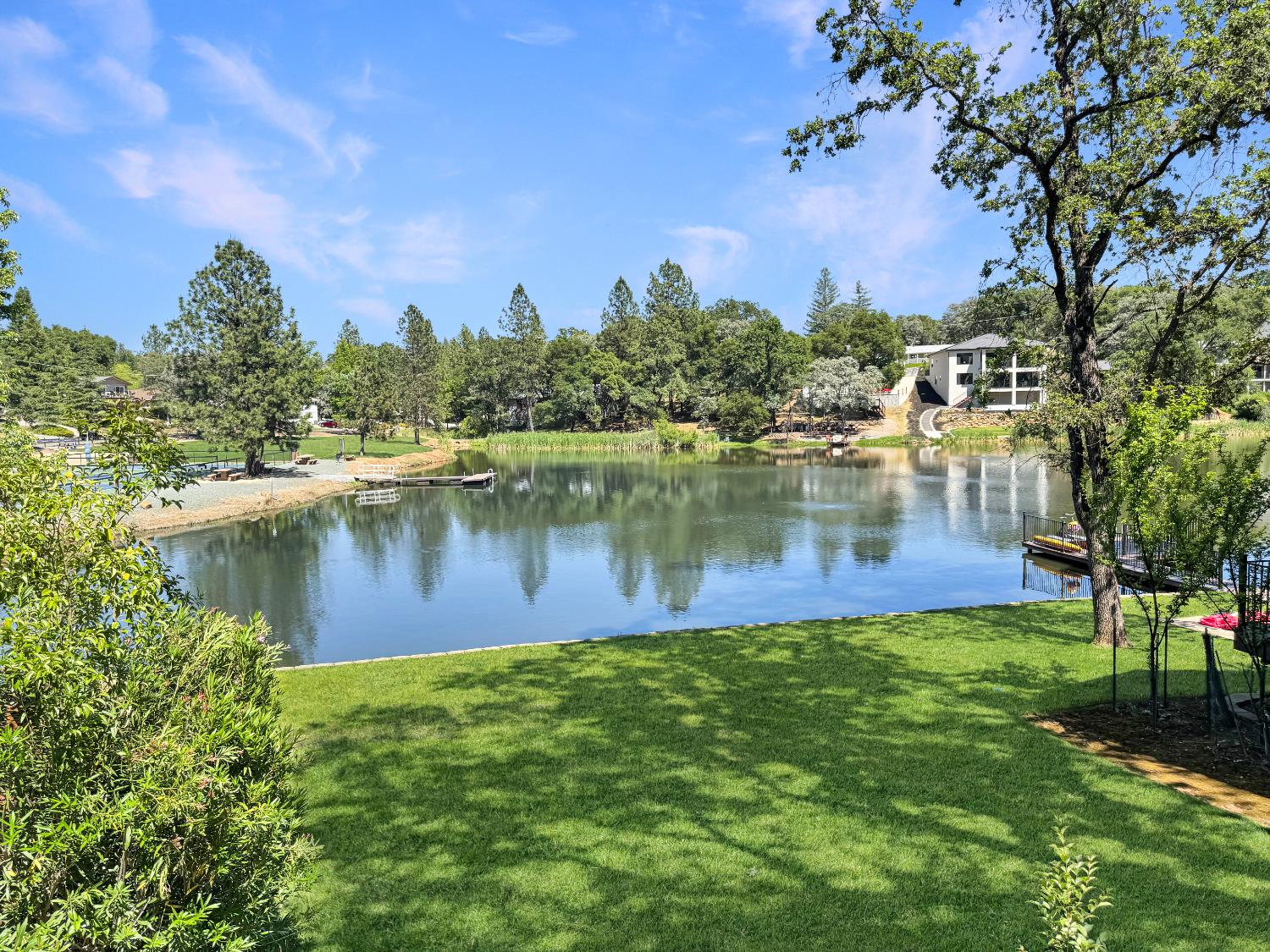 Detail Gallery Image 18 of 23 For 11869 Lakeshoren N., Auburn,  CA 95602 - 3 Beds | 2 Baths