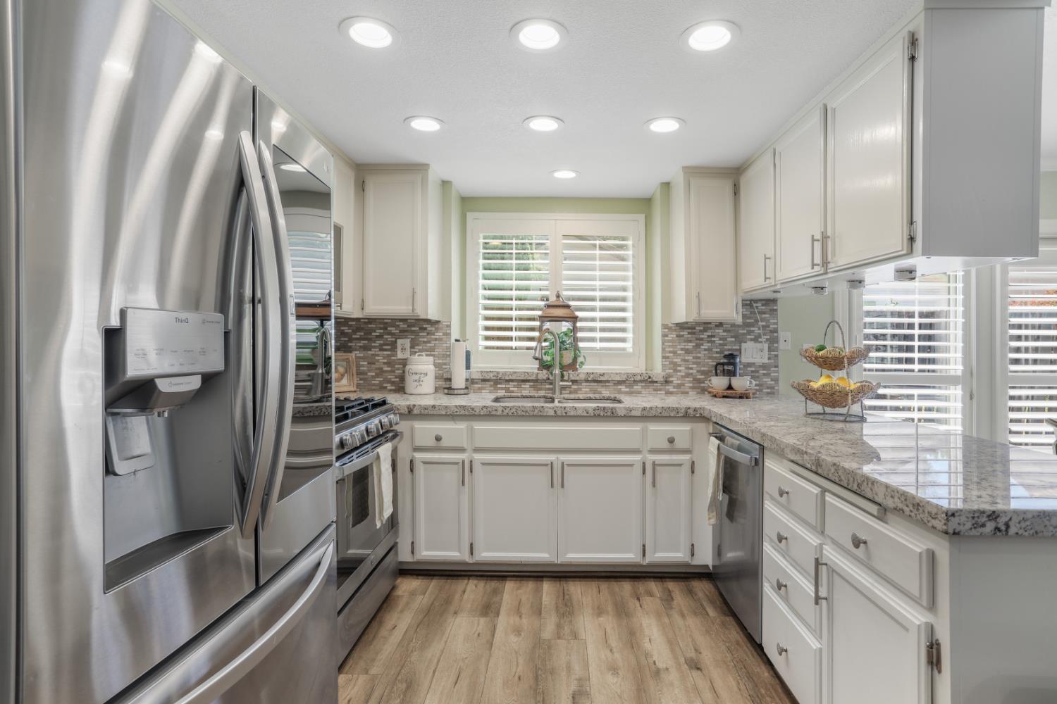 Detail Gallery Image 13 of 36 For 280 Arroyo Hondo Cir, Tracy,  CA 95376 - 3 Beds | 2/1 Baths