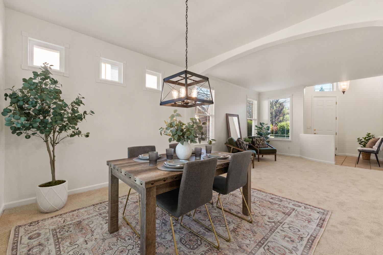 Detail Gallery Image 7 of 53 For 1889 Broadford Dr, Folsom,  CA 95630 - 4 Beds | 3 Baths