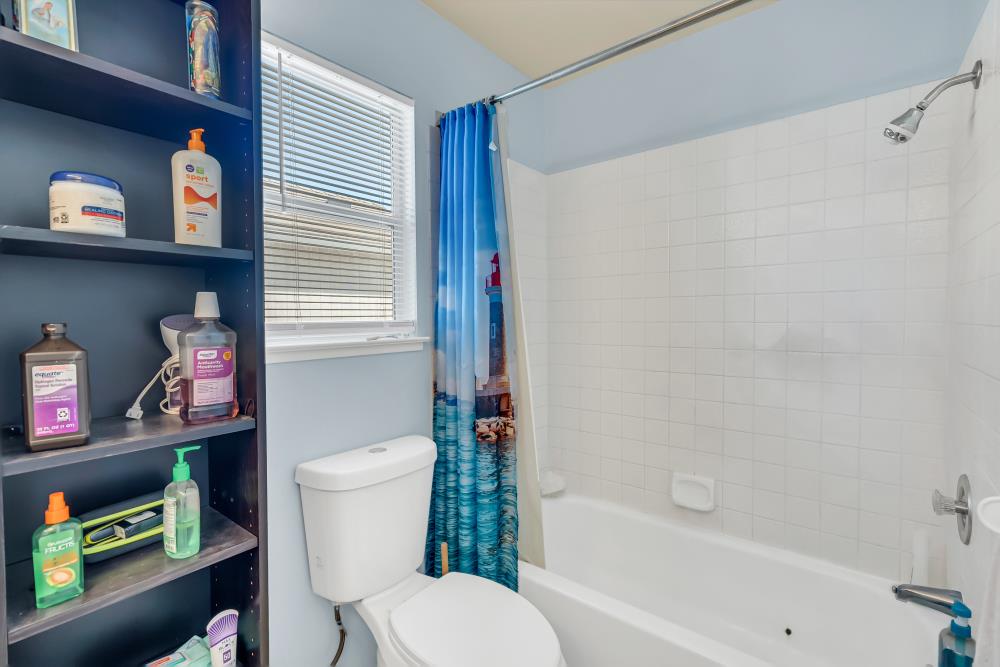 Detail Gallery Image 28 of 46 For 9004 Beryl Creek Way, Elk Grove,  CA 95758 - 3 Beds | 2/1 Baths