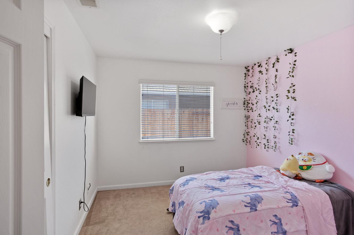Detail Gallery Image 13 of 28 For 2711 Cameron Park Dr, Ceres,  CA 95307 - 3 Beds | 2 Baths