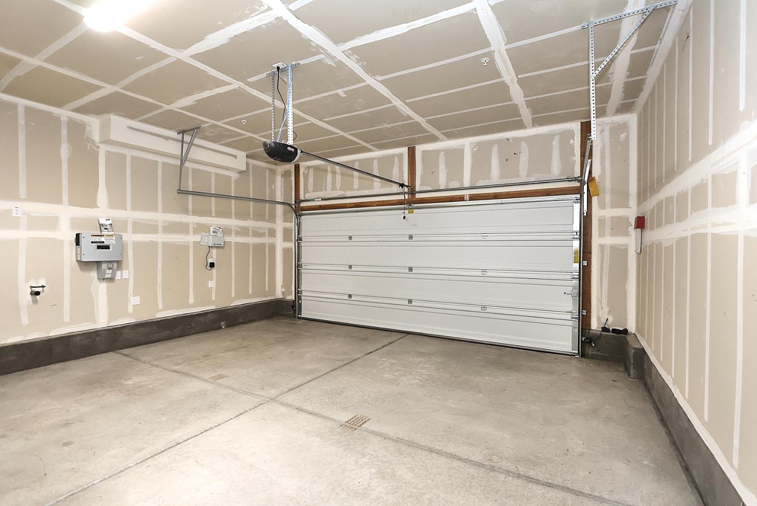 Detail Gallery Image 49 of 57 For 8012 Spiess Ct, Elk Grove,  CA 95757 - 4 Beds | 2 Baths