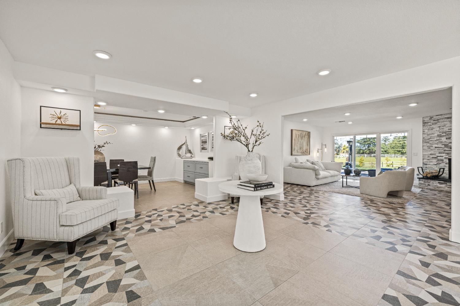 Detail Gallery Image 10 of 94 For 6615 Arabian Cir, Granite Bay,  CA 95746 - 5 Beds | 3 Baths