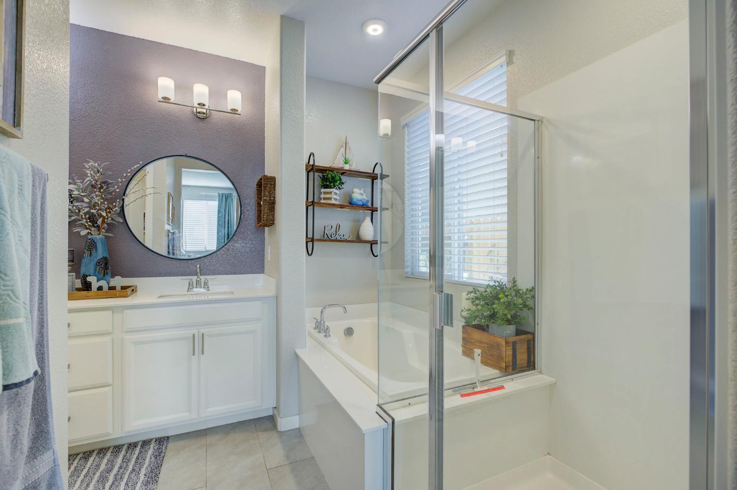 Detail Gallery Image 23 of 27 For 8755 Summer Sun Way, Elk Grove,  CA 95624 - 4 Beds | 3 Baths