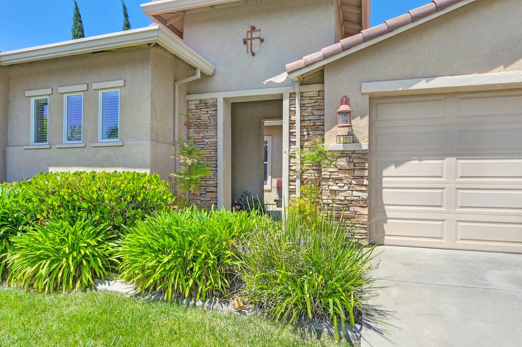 Detail Gallery Image 6 of 87 For 5729 Northborough Dr, Sacramento,  CA 95835 - 4 Beds | 3/1 Baths