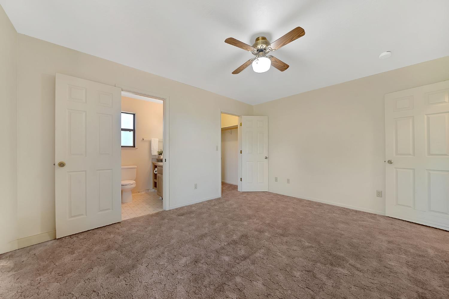 Detail Gallery Image 22 of 61 For 6816 Italian Vista Ct, Mokelumne Hill,  CA 95245 - 3 Beds | 2 Baths