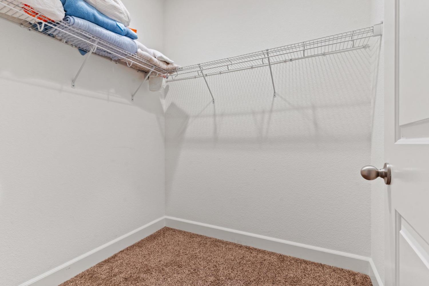 Detail Gallery Image 39 of 73 For 6307 Lookout Pass Way, Rocklin,  CA 95765 - 4 Beds | 3/1 Baths