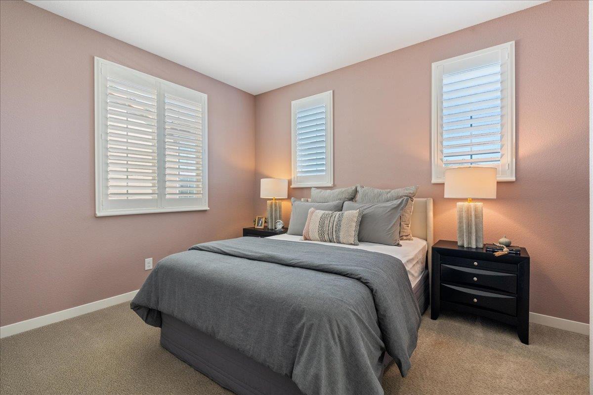 Detail Gallery Image 38 of 54 For 1032 Oakbriar Cir, Roseville,  CA 95747 - 4 Beds | 3 Baths